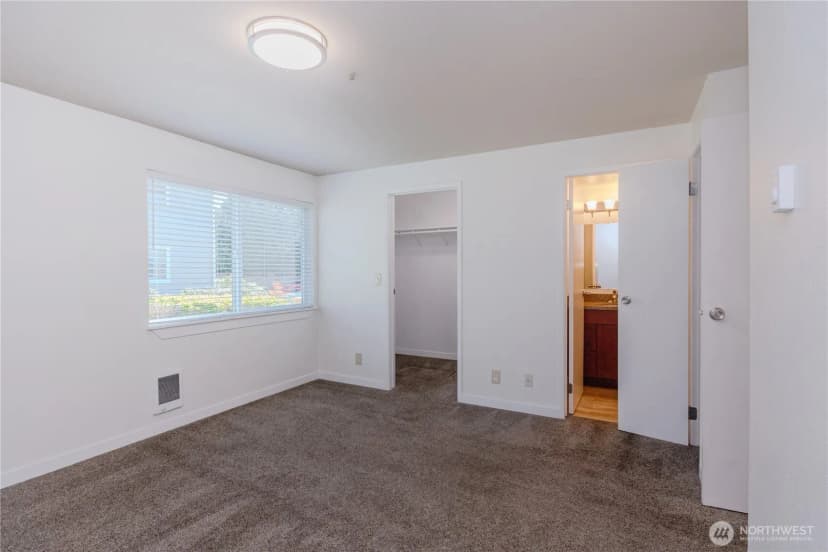 Property photo for 1626 Grant Avenue S #b-103, Renton photo 27