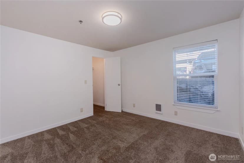 Property photo for 1626 Grant Avenue S #b-103, Renton photo 21