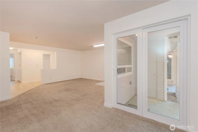 Property photo for 1626 Grant Avenue S #b-103, Renton photo 8