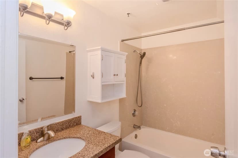 Property photo for 1626 Grant Avenue S #b-103, Renton photo 15
