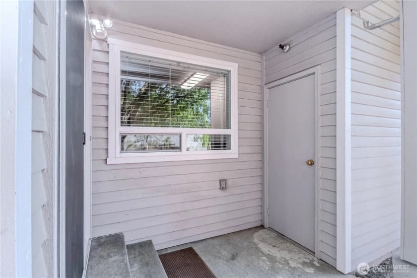 Property photo for 1626 Grant Avenue S #b-103, Renton photo 33