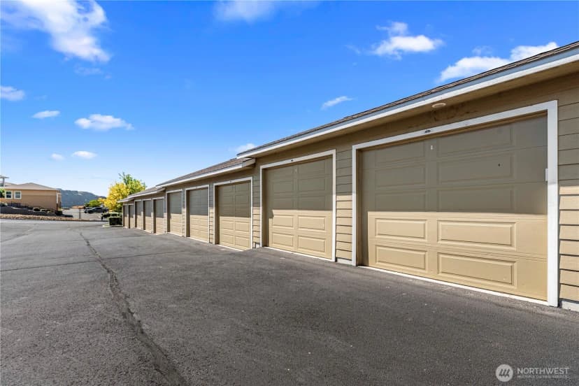 Property photo for 9246 Red Cliff Drive Nw #b66, Quincy photo 23