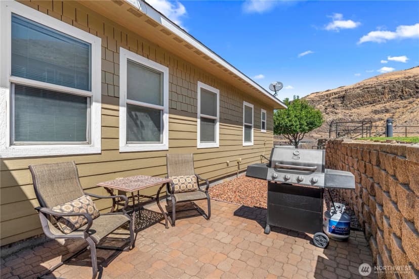 Property photo for 9246 Red Cliff Drive Nw #b66, Quincy photo 35