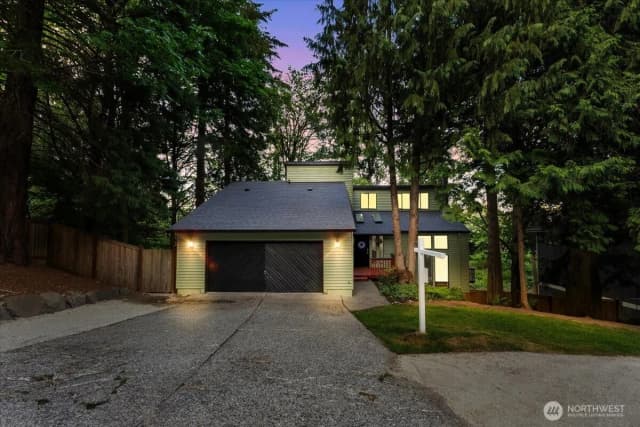 Property photo for 21827 4th Avenue Se, Bothell photo 2