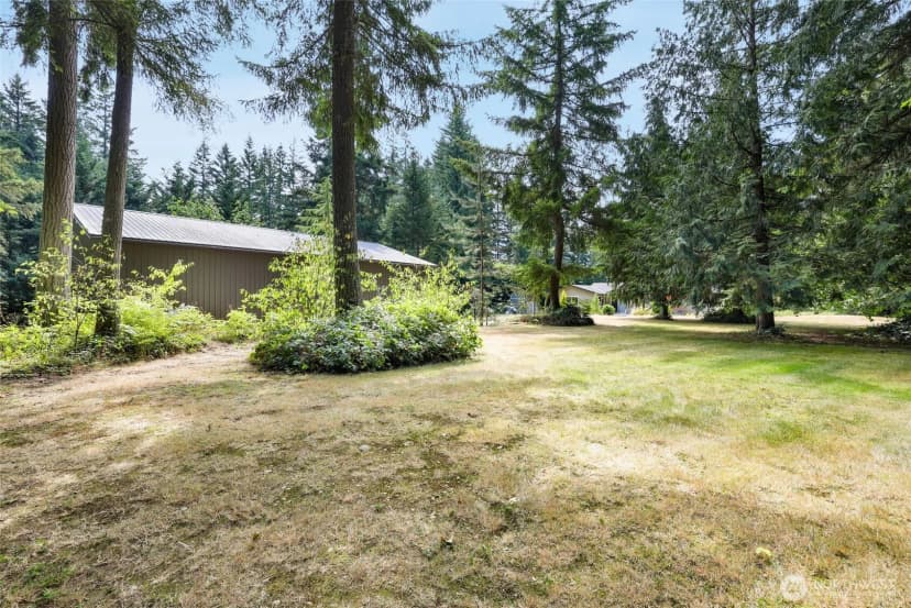 Property photo for 20856 231st Avenue Se, Maple Valley photo 29