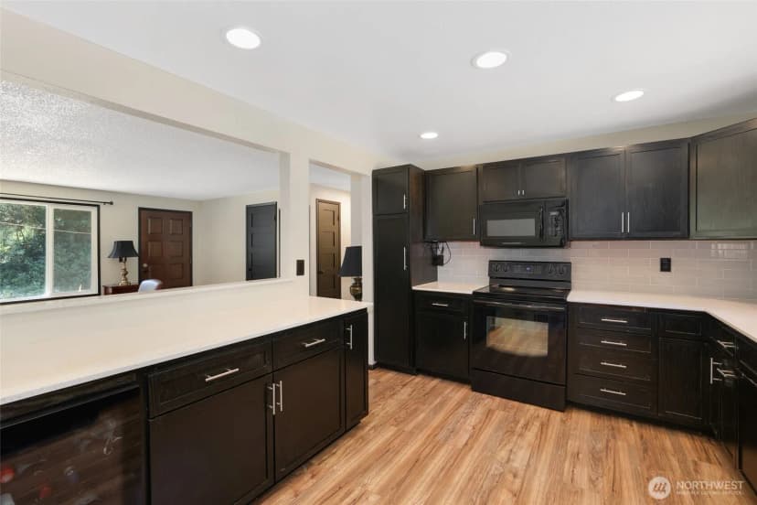 Property photo for 20856 231st Avenue Se, Maple Valley photo 7