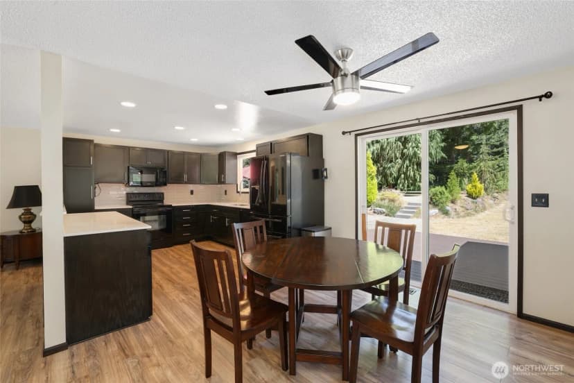 Property photo for 20856 231st Avenue Se, Maple Valley photo 10