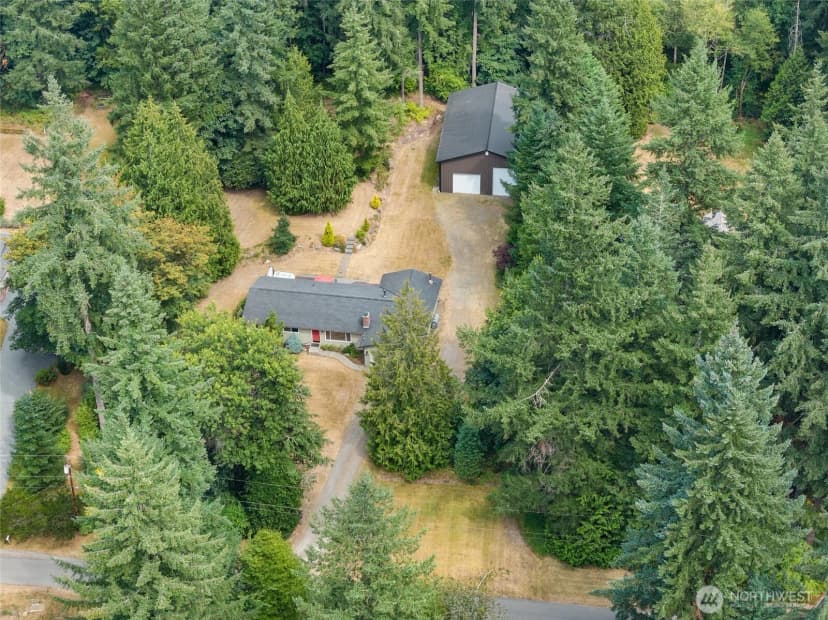 Property photo for 20856 231st Avenue Se, Maple Valley photo 37