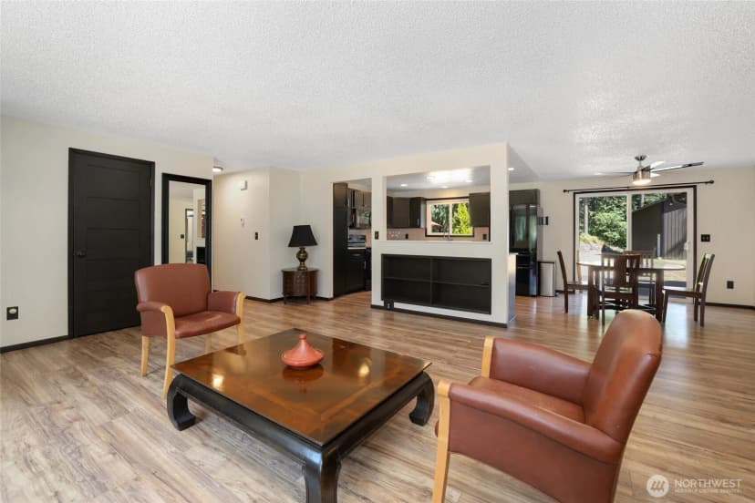 Property photo for 20856 231st Avenue Se, Maple Valley photo 6