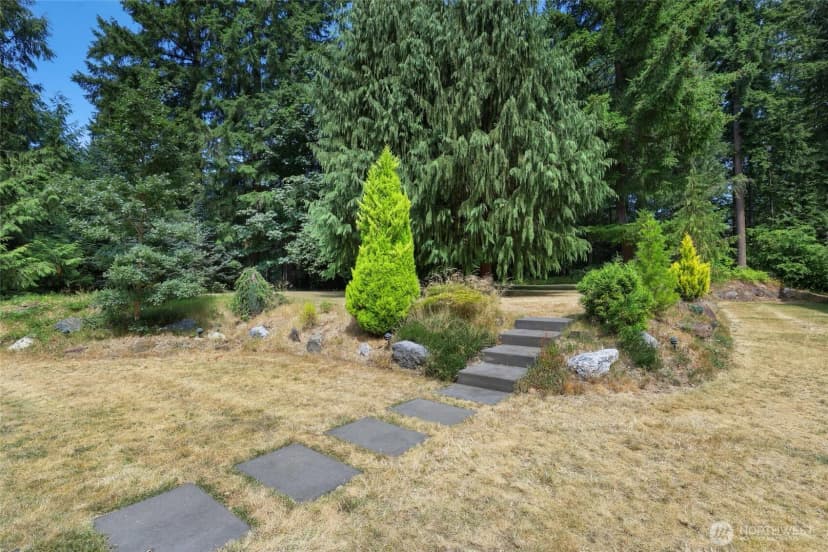 Property photo for 20856 231st Avenue Se, Maple Valley photo 28