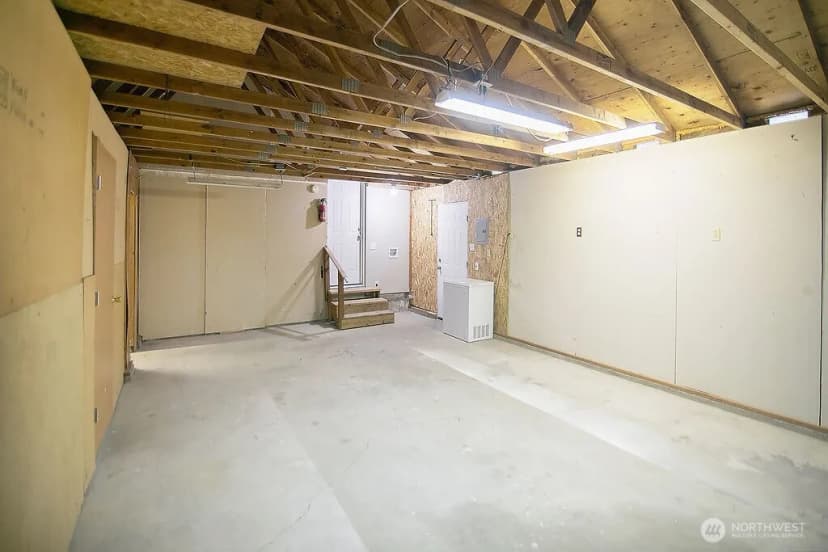 Property photo for 805 N Kelso Avenue, Kelso photo 32