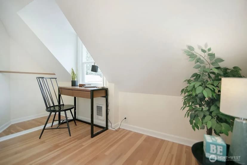 Property photo for 805 N Kelso Avenue, Kelso photo 27