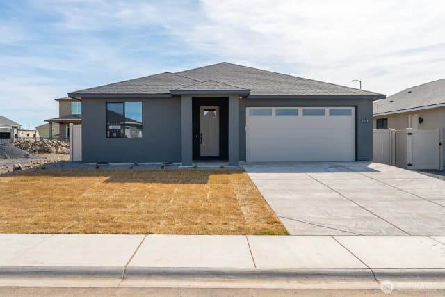 Property photo for 1126 9th Avenue Ne, Ephrata