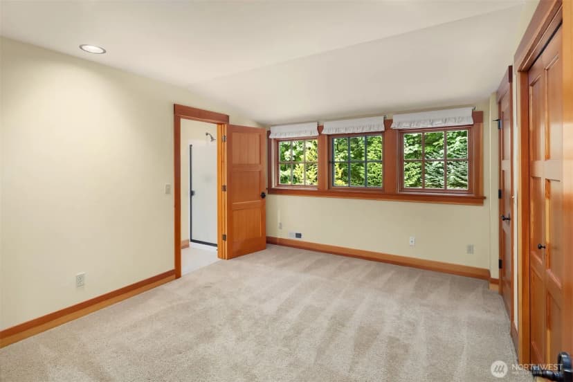 Property photo for 24211 Se 106th Place, Issaquah photo 21