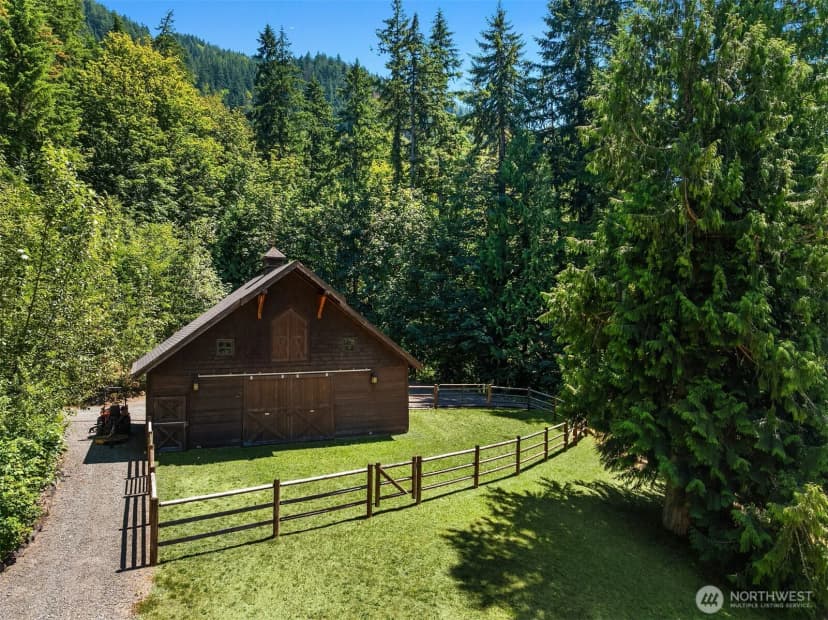 Property photo for 24211 Se 106th Place, Issaquah photo 32