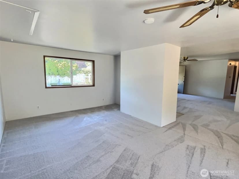 Property photo for 14922 134th Avenue Se, Renton photo 16