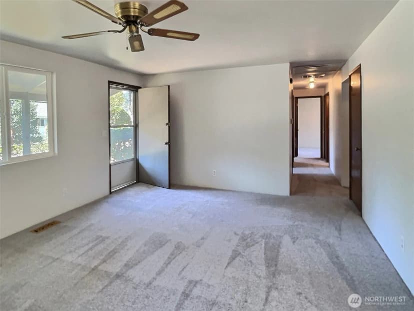 Property photo for 14922 134th Avenue Se, Renton photo 13