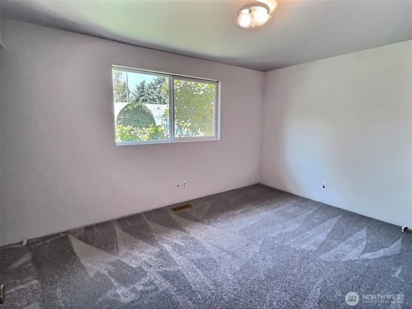 Property photo for 14922 134th Avenue Se, Renton photo 24