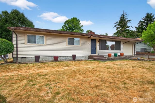 Property photo for 110 Laurel Park Drive, Longview photo 2