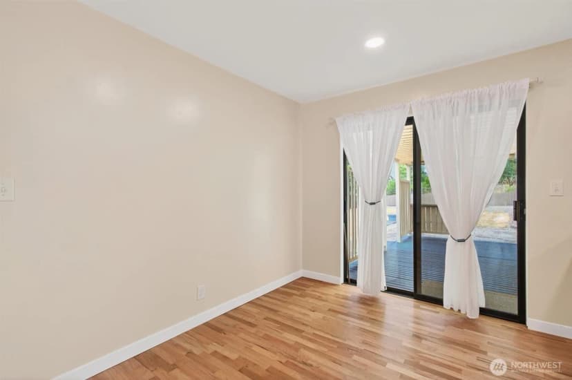Property photo for 110 Laurel Park Drive, Longview photo 18
