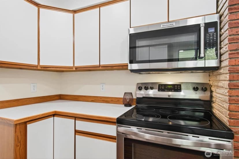 Property photo for 110 Laurel Park Drive, Longview photo 14