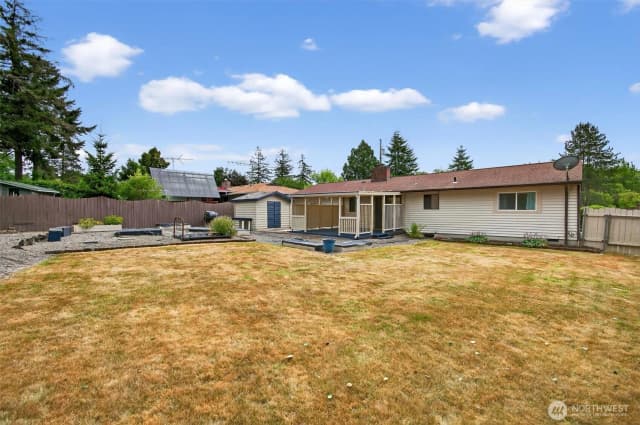 Property photo for 110 Laurel Park Drive, Longview photo 3