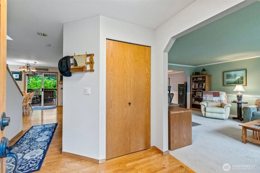 Property photo for 14124 63rd Drive Se, Snohomish photo 3