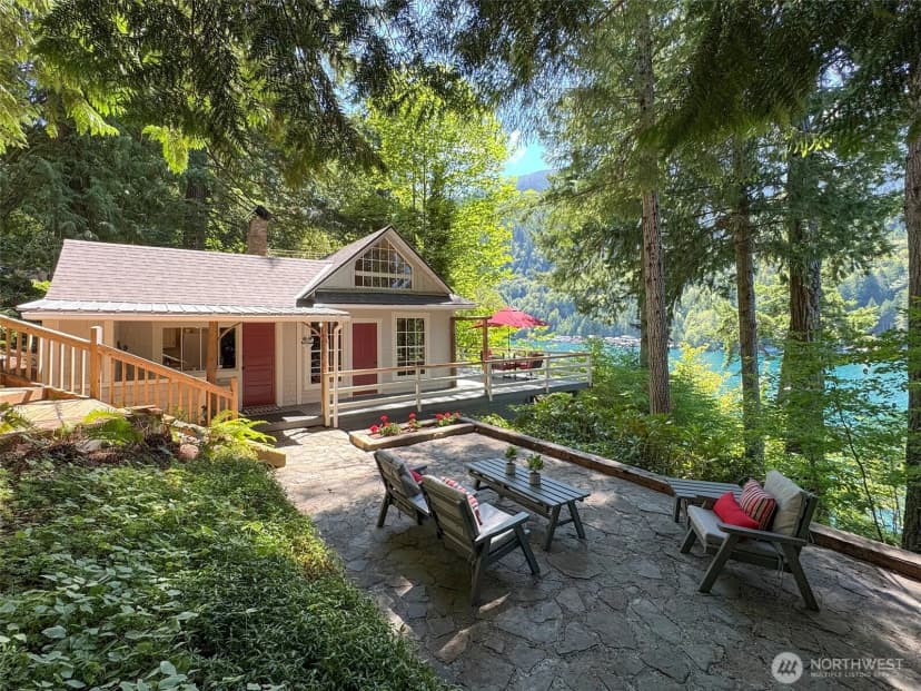 Property photo for 71 Glen Lane, Port Angeles