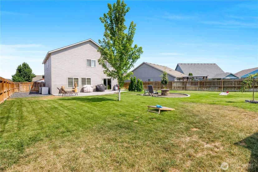 Property photo for 35 Parkside Loop, Ephrata photo 35