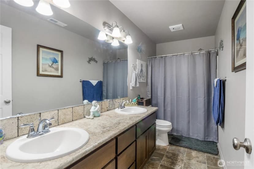 Property photo for 35 Parkside Loop, Ephrata photo 27