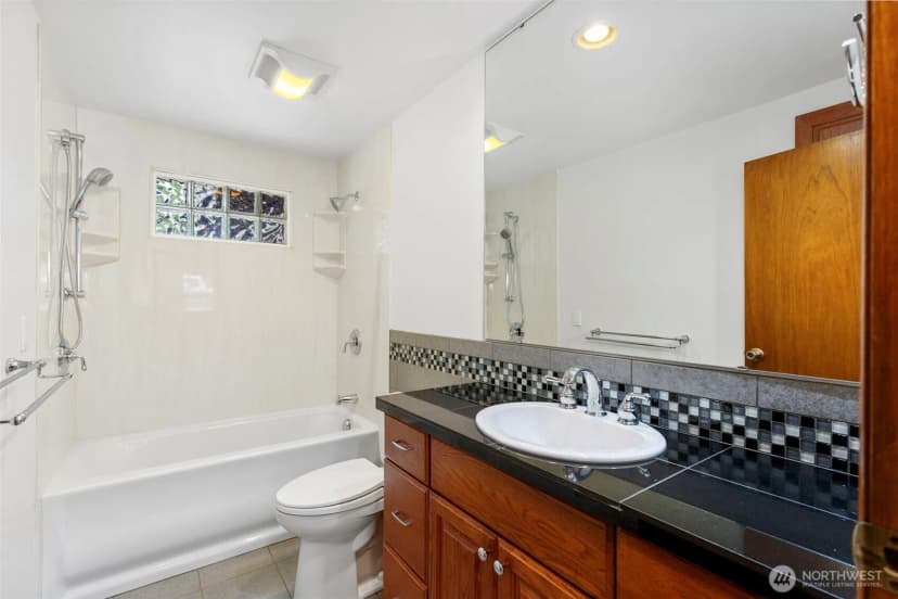 Property photo for 806 Marion Place, Kent photo 11