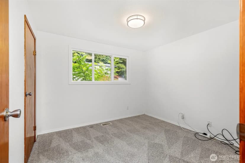 Property photo for 806 Marion Place, Kent photo 12
