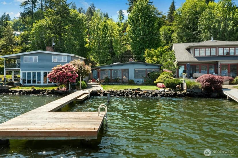 Property photo for 13008 Riviera Place Ne, Seattle photo 28