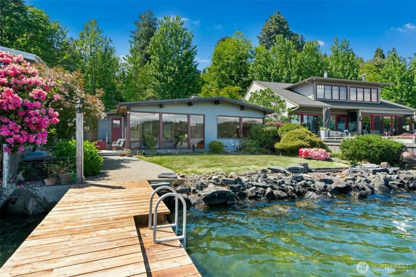 Property photo for 13008 Riviera Place Ne, Seattle photo 26