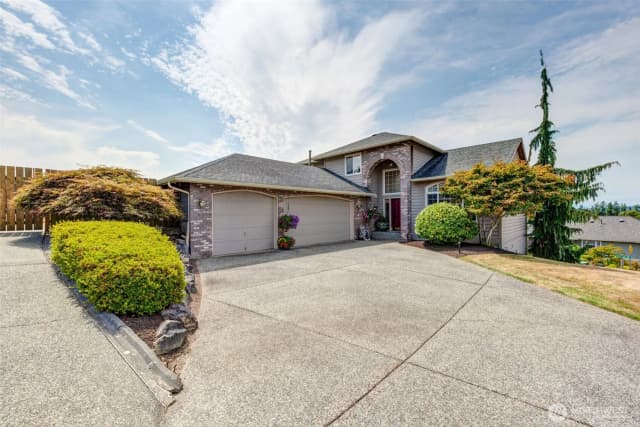 Property photo for 7414 78th Street Ne, Marysville photo 2