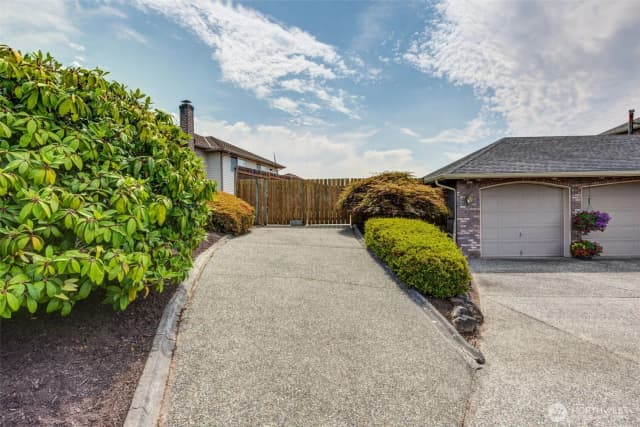 Property photo for 7414 78th Street Ne, Marysville photo 3