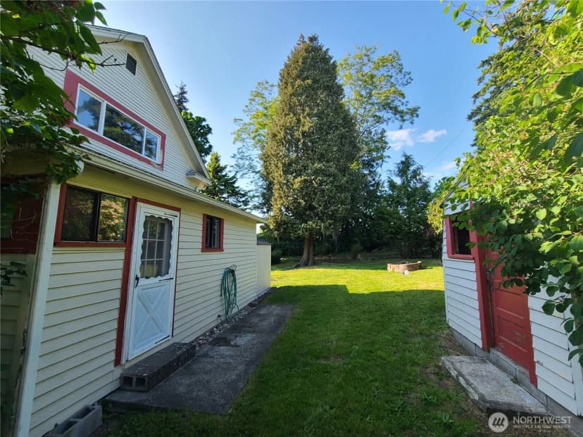 Property photo for 181 10th Street, Blaine photo 24