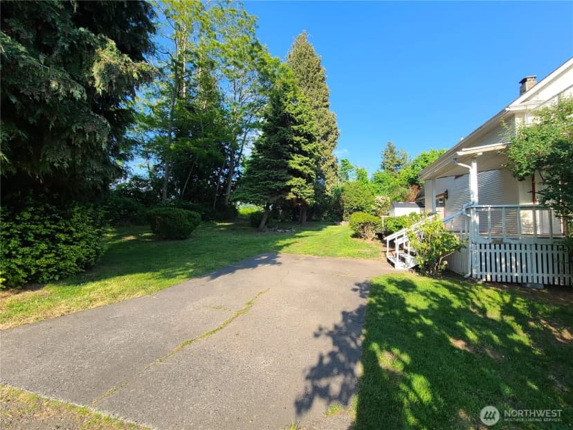 Property photo for 181 10th Street, Blaine photo 26