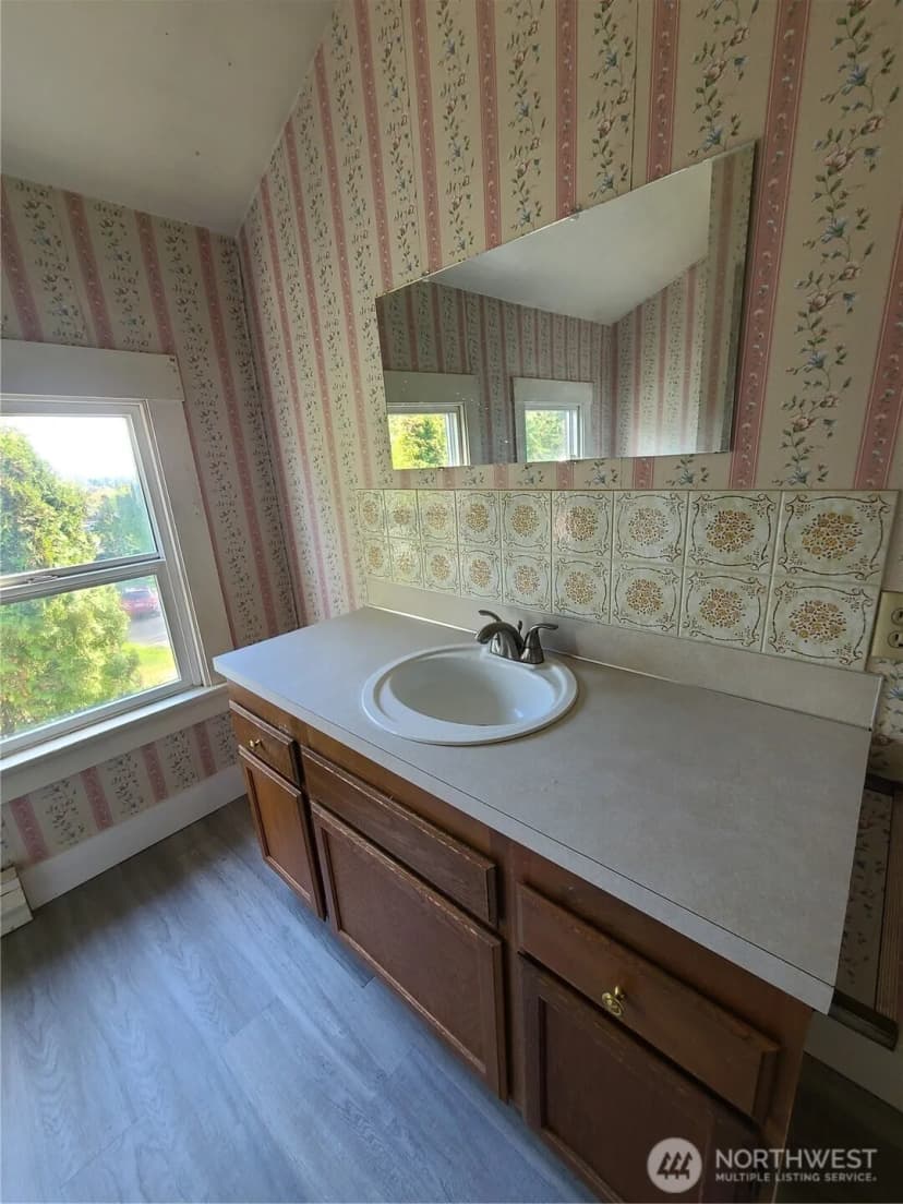 Property photo for 181 10th Street, Blaine photo 14