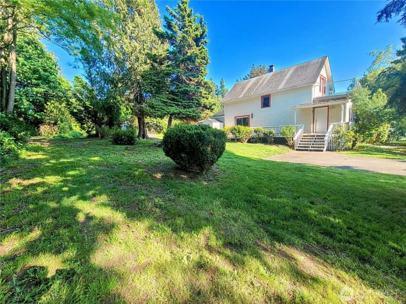 Property photo for 181 10th Street, Blaine photo 17