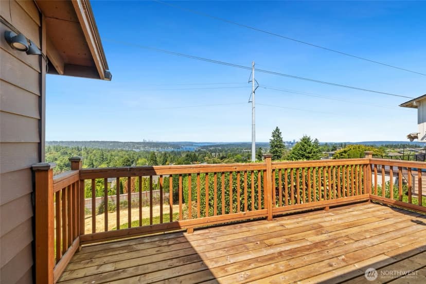 Property photo for 4709 Somerset Drive Se, Bellevue photo 34