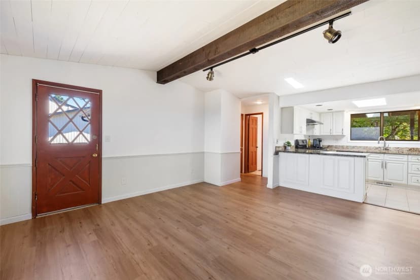 Property photo for 4709 Somerset Drive Se, Bellevue photo 14