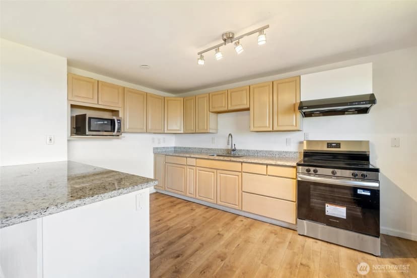 Property photo for 4709 Somerset Drive Se, Bellevue photo 22