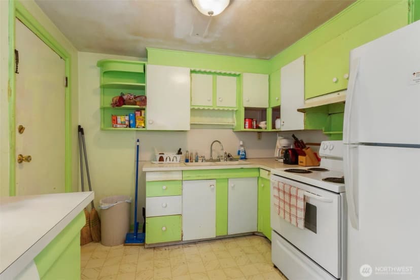 Property photo for 13230 Beverly Park Road, Mukilteo photo 8