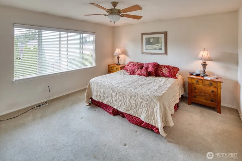 Property photo for 22635 127th Avenue Se, Kent photo 17