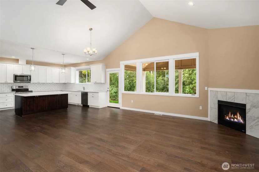 Property photo for 216 Cornwall Road Nw #1, Lakebay photo 9