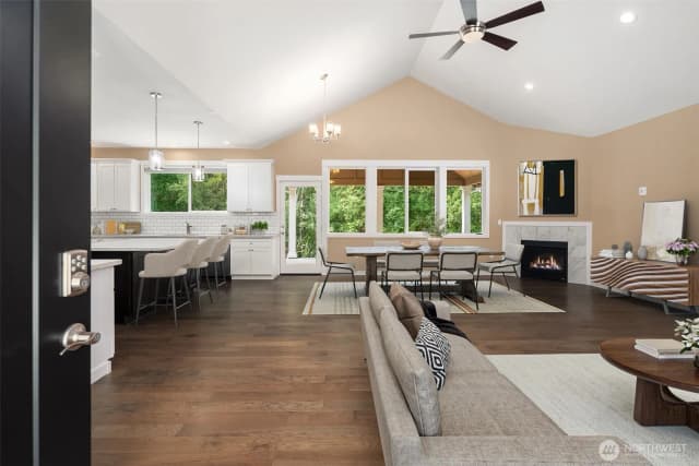 Property photo for 216 Cornwall Road Nw #1, Lakebay