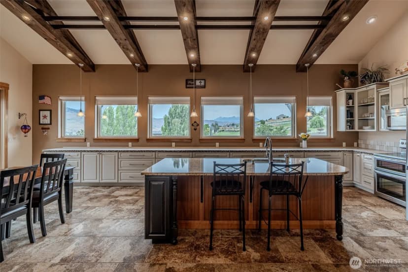 Property photo for 54 Shade Tree Lane, Wenatchee photo 8