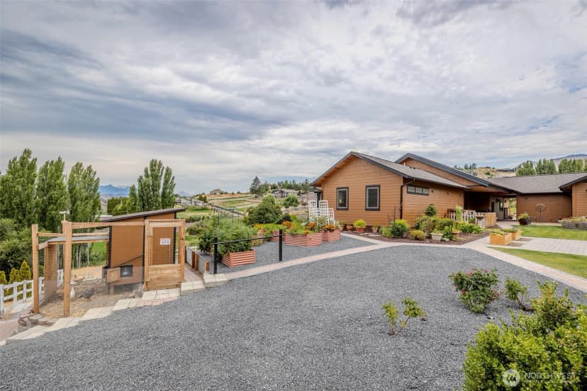 Property photo for 54 Shade Tree Lane, Wenatchee photo 26