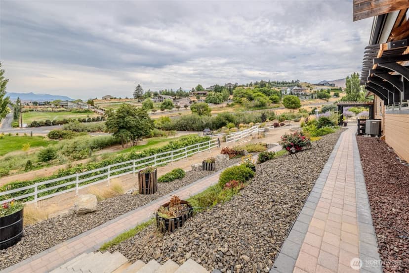 Property photo for 54 Shade Tree Lane, Wenatchee photo 33